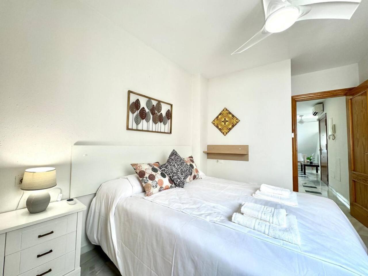 Cyv Fun Beach & Relax 1 Bed 1 Bath Фуeнхирола Стая снимка
