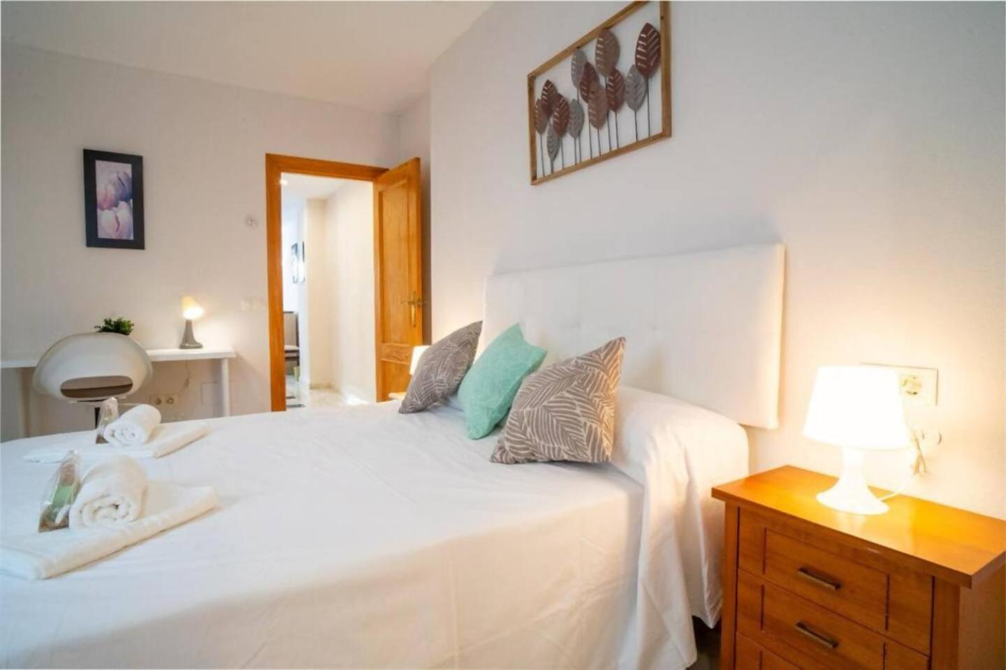 Cyv Fun Beach & Relax 1 Bed 1 Bath Фуeнхирола Стая снимка